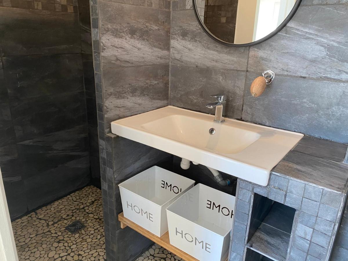 La Bastide Aixoise Avec Piscine Et Jacuzzi Prive Lejlighed Aix-en-Provence Eksteriør billede