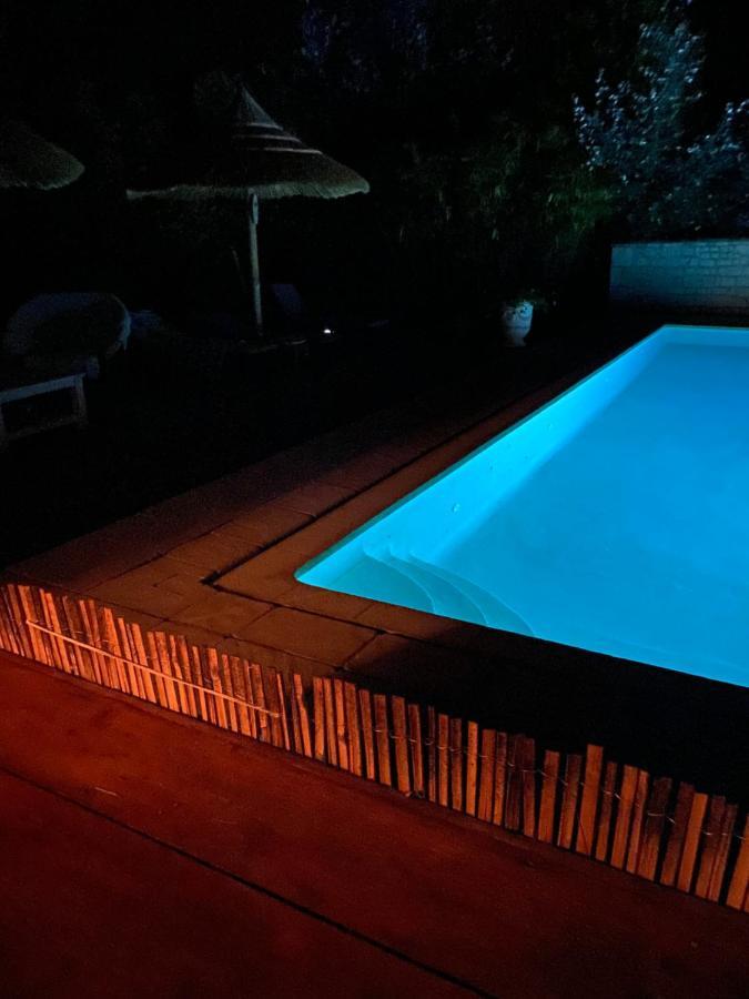 La Bastide Aixoise Avec Piscine Et Jacuzzi Prive Lejlighed Aix-en-Provence Eksteriør billede