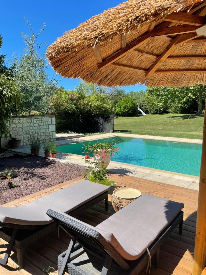 La Bastide Aixoise Avec Piscine Et Jacuzzi Prive Lejlighed Aix-en-Provence Eksteriør billede