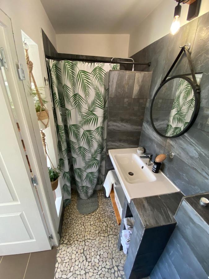 La Bastide Aixoise Avec Piscine Et Jacuzzi Prive Lejlighed Aix-en-Provence Eksteriør billede