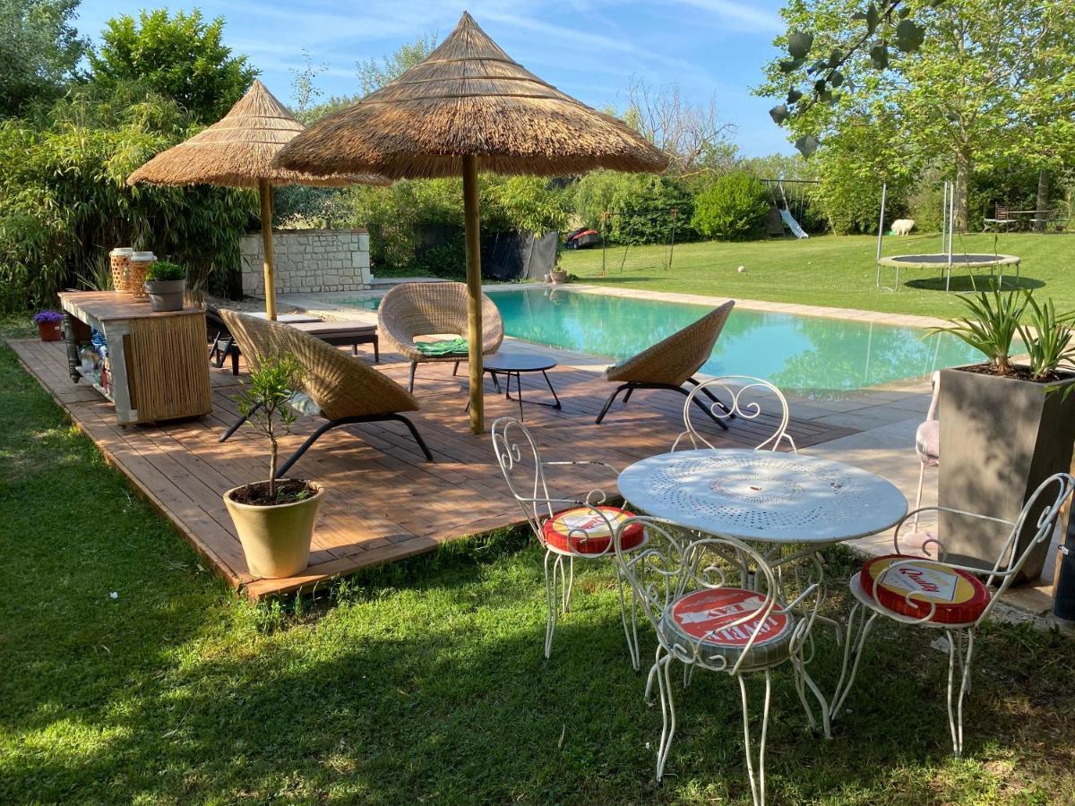 La Bastide Aixoise Avec Piscine Et Jacuzzi Prive Lejlighed Aix-en-Provence Eksteriør billede